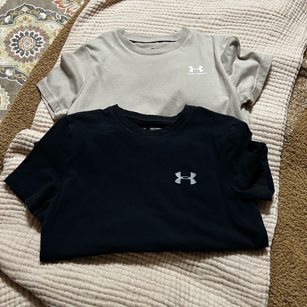 Boys under armour tshirt bundle